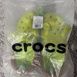 Shrek Crocs 