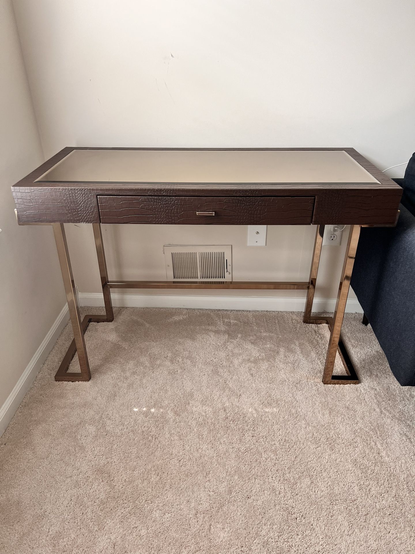 Modern Desk