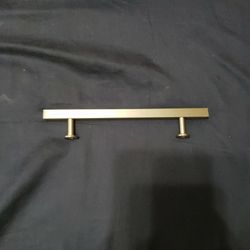 Brainerd  Square Bar 5-1/16-in Center to Center Stainless Steel Square Bar Drawer Pulls

Item #875292
Model #P37257W-SS-CP

