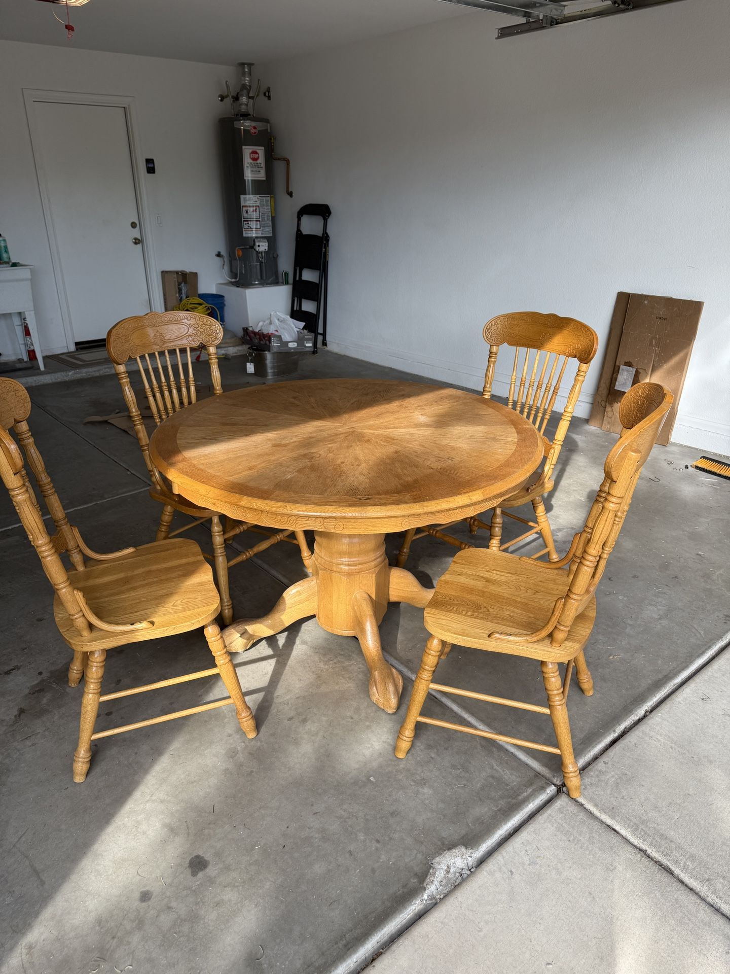 Real Oak Wood Table With Chairs