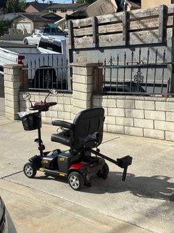Golden BuzzER Scooter