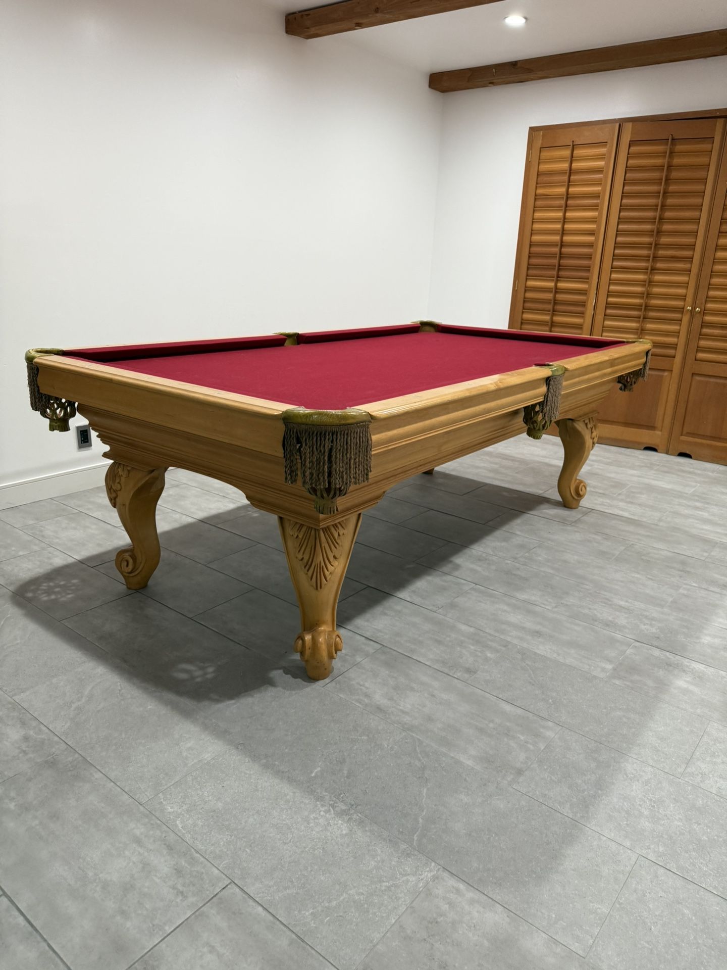 Pool Table 7’ Table And 2 Feet Wide