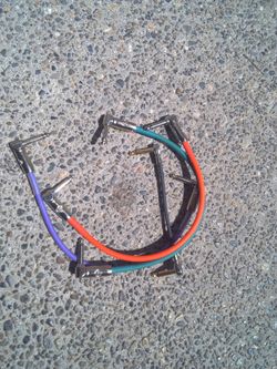 Guitar patch cables