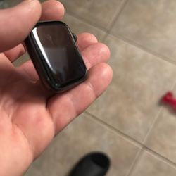 Se2 Apple Watch $100