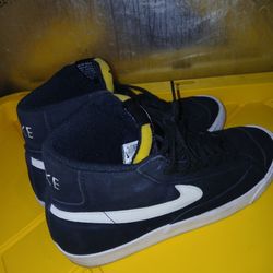 Nike Blazers 10.5