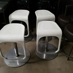 (4) Chairs 
