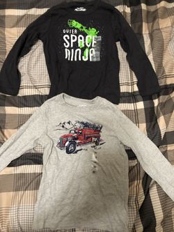 Brand New Oshkosh Boys 5t shirts