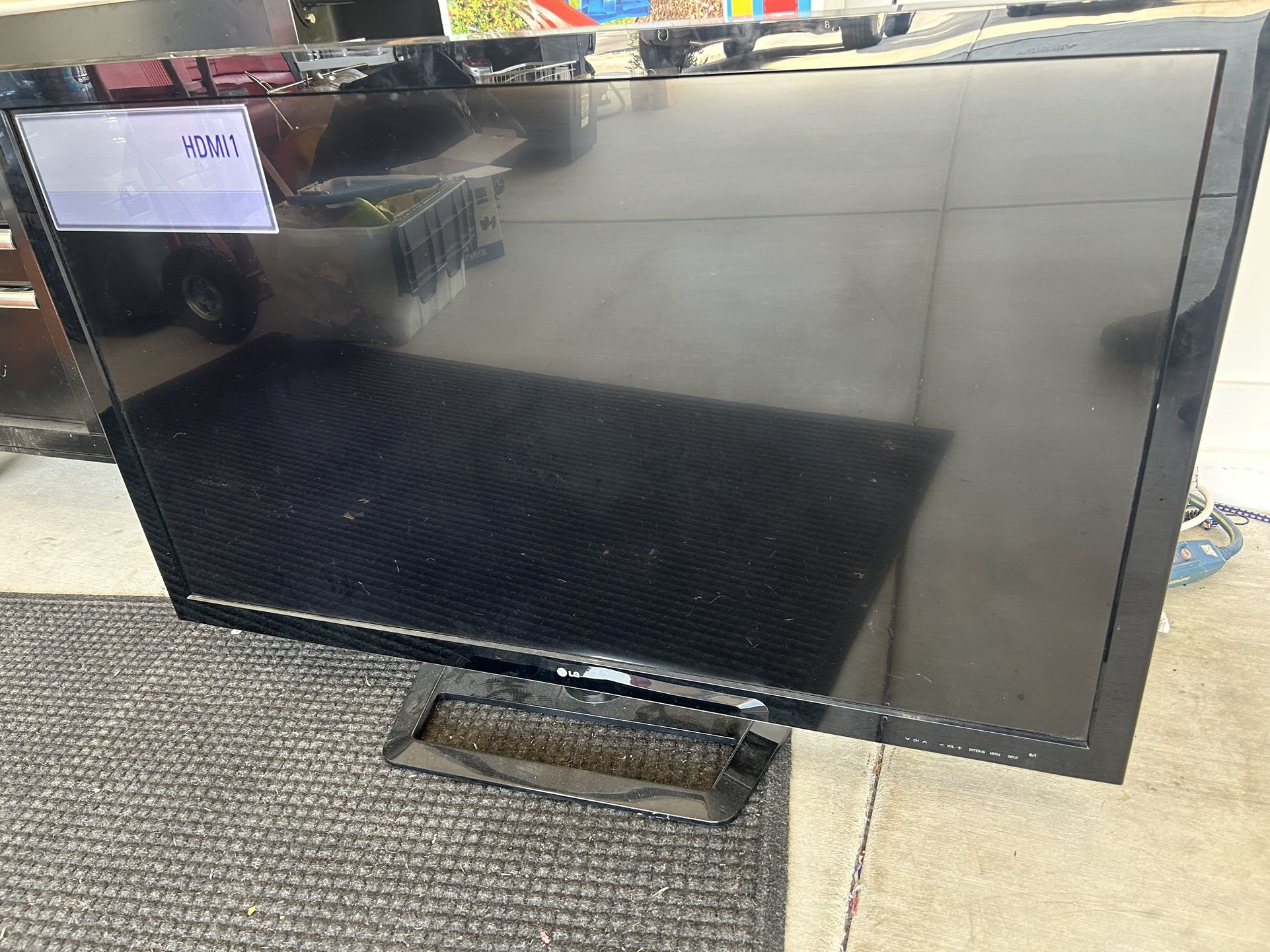 50 Inch LG TV