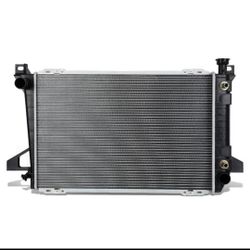 85-96 Ford F-150-F-350/Bronco 4.9L Radiator Radiador