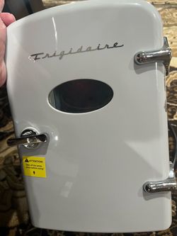 Frigidaire Retro Mini Fridge