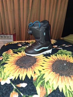 Vans Brystal Snowboarding Boots Like New