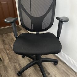 Realspace Ergonomic Mesh Mid-Back Task Office Chair, Black $50 Firm On Price