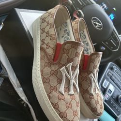 Gucci x NY Yankees Collab  Shoes 