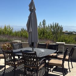 Patio Set And Umbrella 