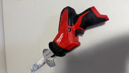 Milwaukee hacksaw m12