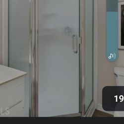 Glass Doors  For Bath In A Triangle Shape As The Picture