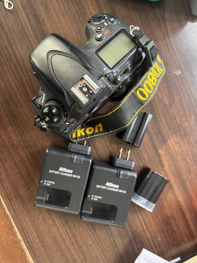 Nikon D800 W/ 2 Chargers + 2 Batteries