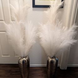 Vases With Faux Pampas Grass
