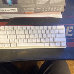 Razer Huntsman Mini Keyboard• Mercury 