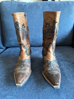 Ariat Brown Leather Cowboy Boots with Studded Detail