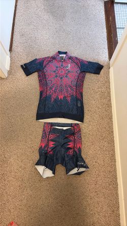 Women’s Cycling Kit
