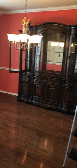Pulaski Dining Room Set