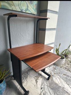 Mesa de computadora