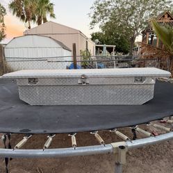 Metal Tool Box/ Please Serious Buyers Only!