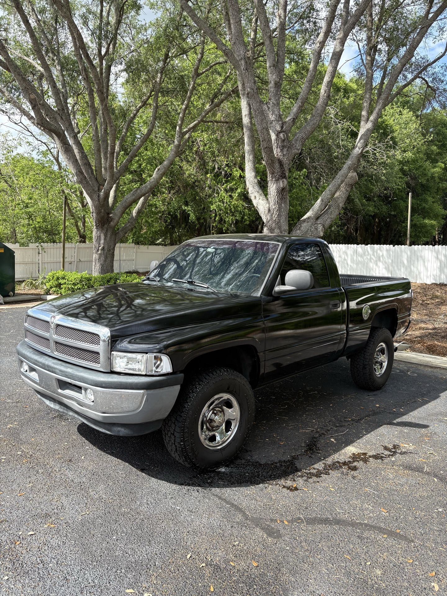 Ram 1500 4x4 V8 5.9L