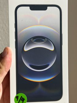 iPhone 16e 390
