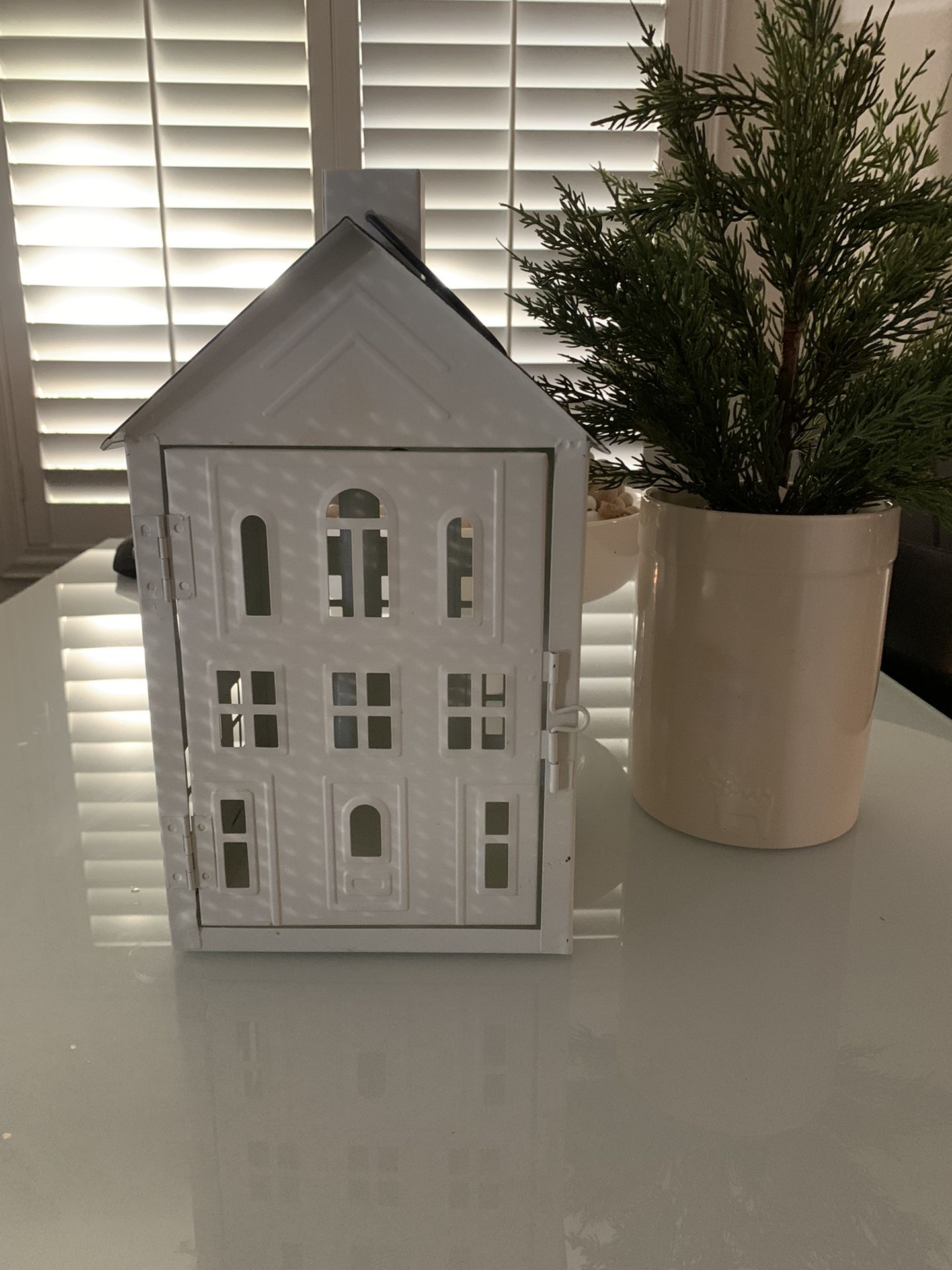 Metal  House Candle   Or Humidifier Holder 