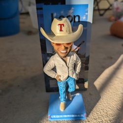 LEON BRIDGES TEXAS RANGERS BOBBLEHEAD THEME ITEM 4-4-26