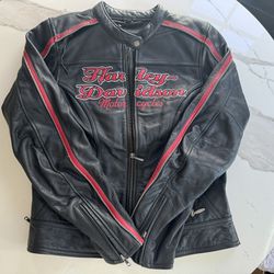 Leather Women’s Harley Davidson Jacket Size M