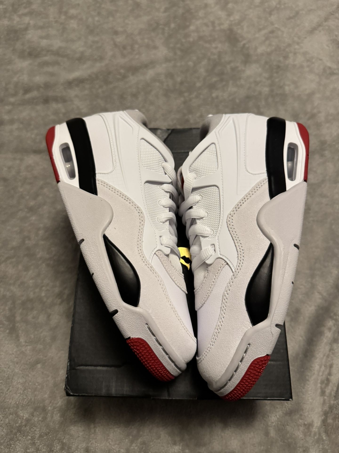 Air Jordan 4 Fire Red RM