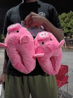 Pig slippers