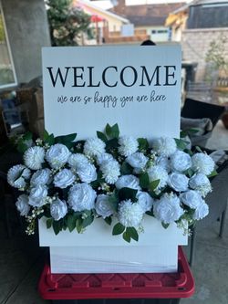 Welcome flower stand