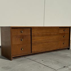 Authentic 1960's Mainline by Hooker Mid Century Walnut and Brass 9 Drawer Lowboy Dresser