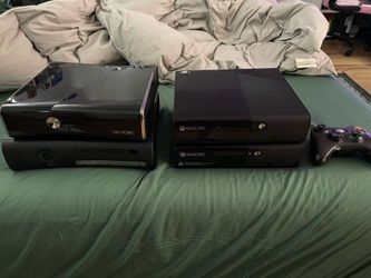 4 Xbox 360s one controller
