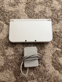 Nintendo new 3ds xl console white
