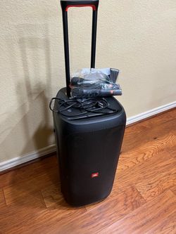 JBL Partybox 310 with mics