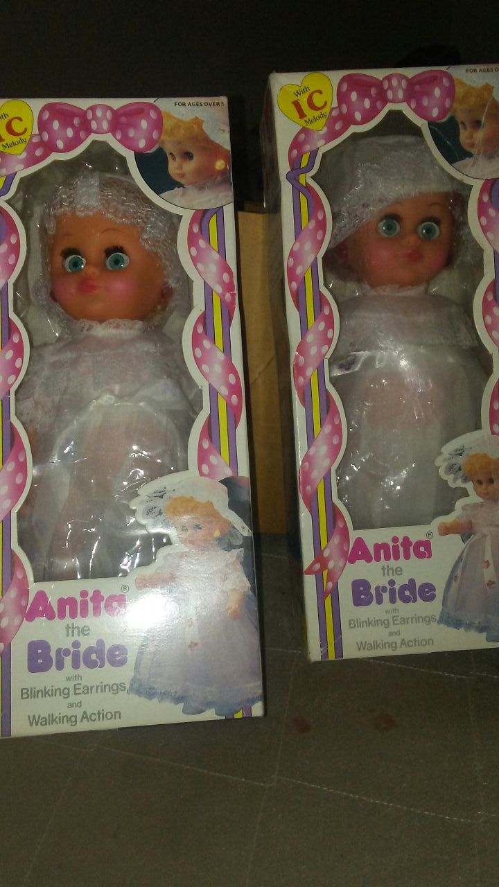 Vintage Anita the bride dolls