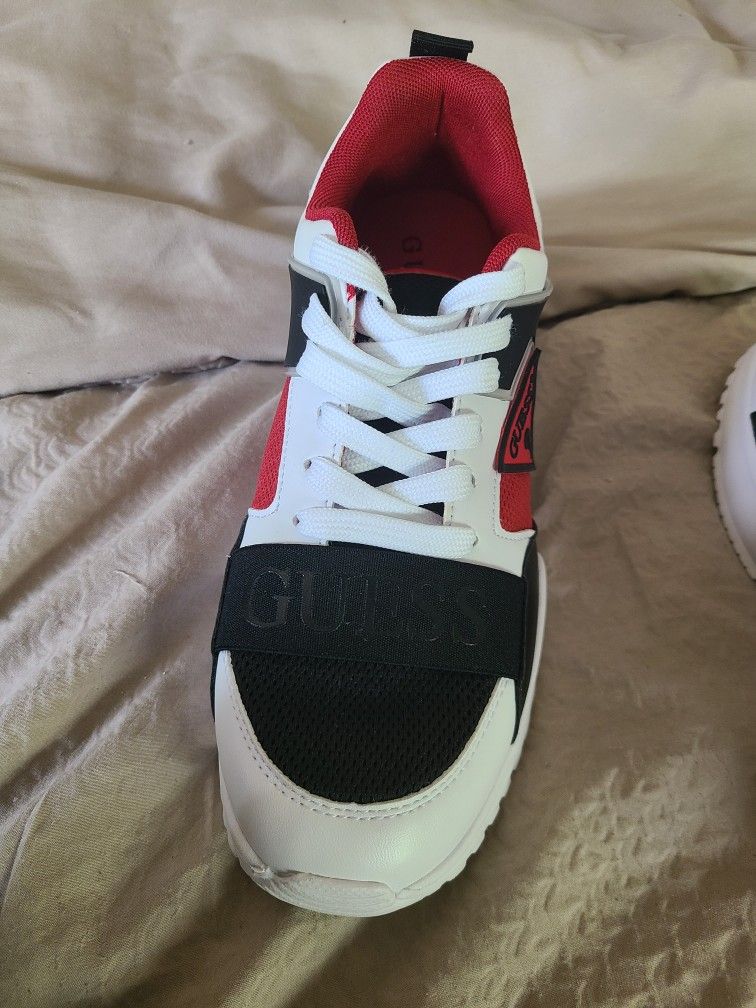 Tommy Hilfiger Men's Skyler Sneaker Size 9