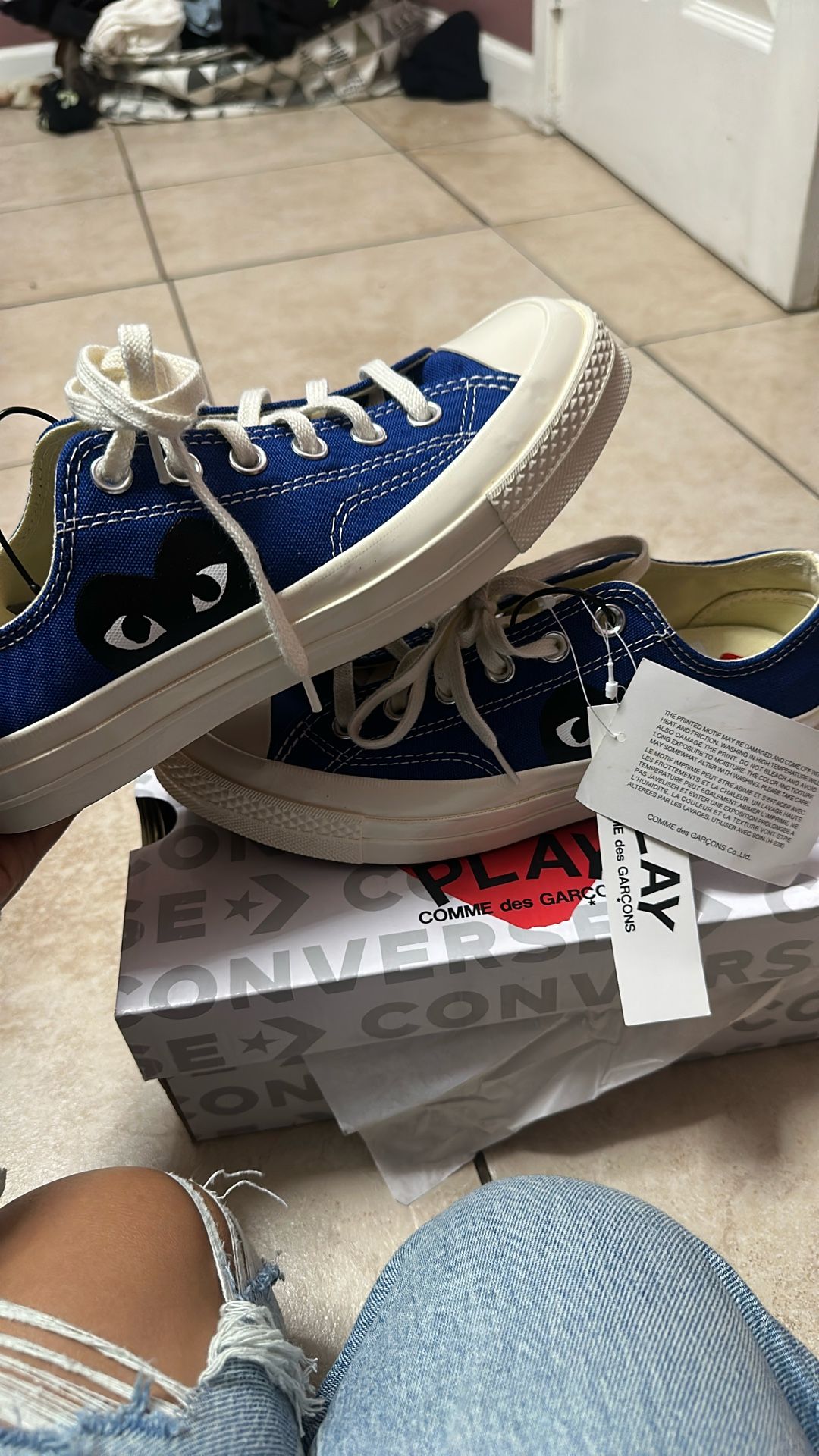 Cdg Converse Size 7.5 Woman’s Men 5.5