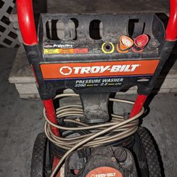 Troy Built Pressure Washer 2200 4.5 HP