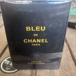 Bleu De Chanel Paris