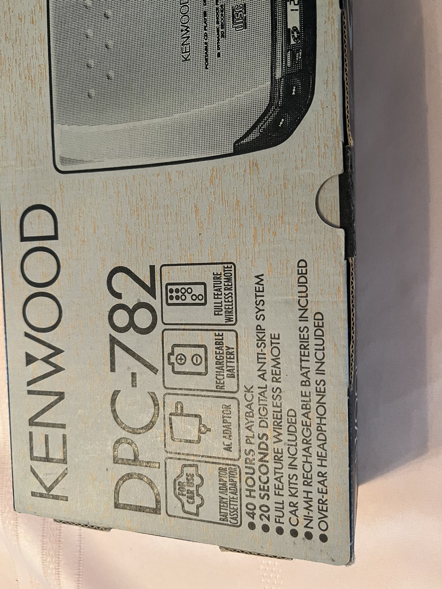 GET OUT YOUR FAV MUSIC PORTABLE CD PLAYER CAR KIT INCLUDED