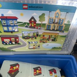 Box off lego