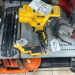 Dewalt Nailer