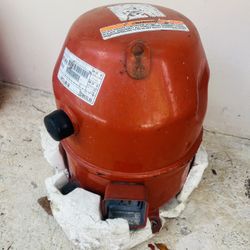 New  A/C Compressor 5 Ton Freon R22