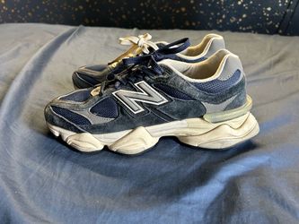 New Balance 9069 Size 7.5